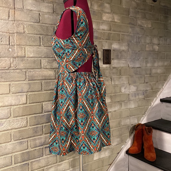 Band of Gypsys Boho inspired Open Back Dress - Picture 2 of 8